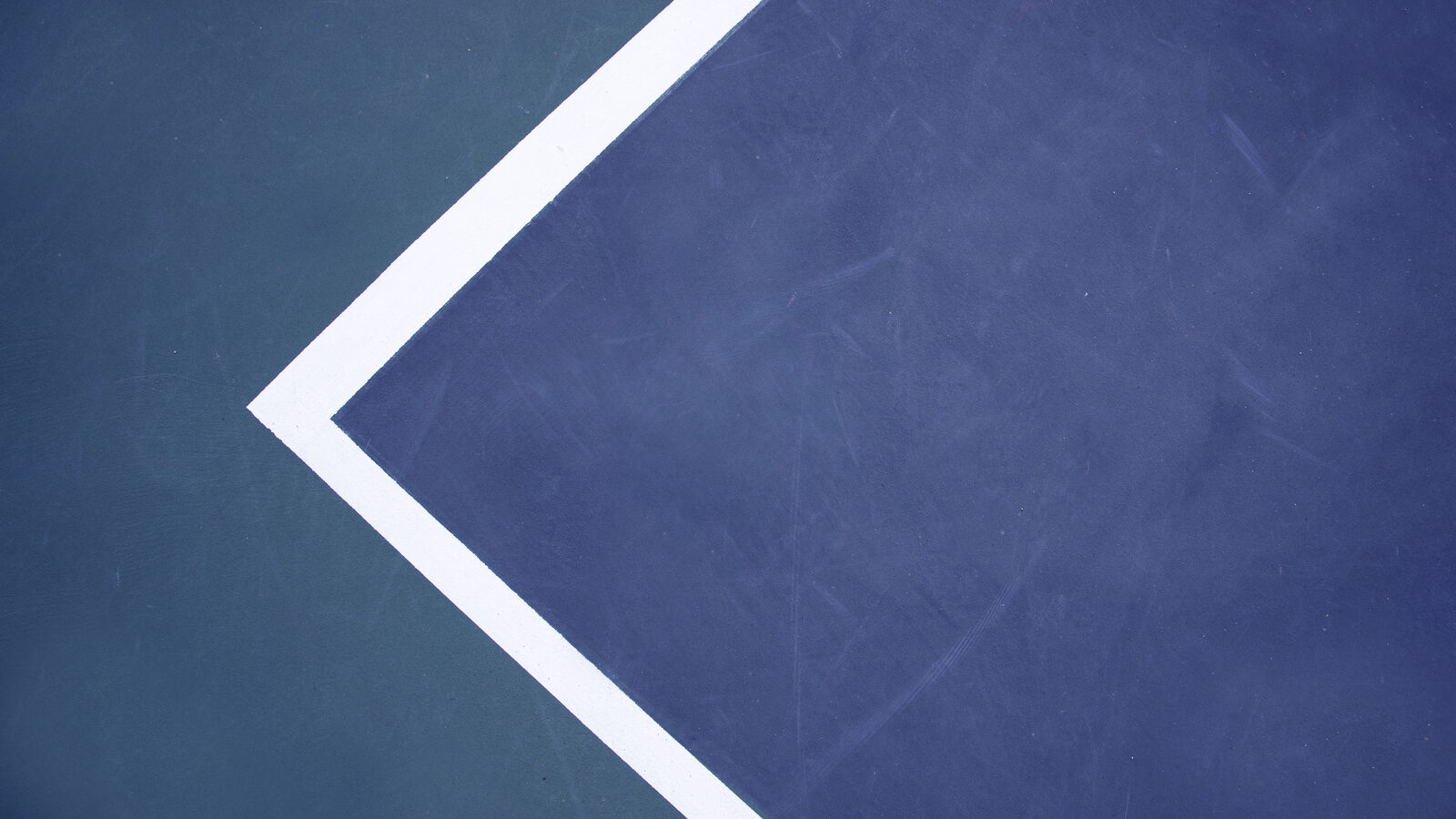 Tennis court surface